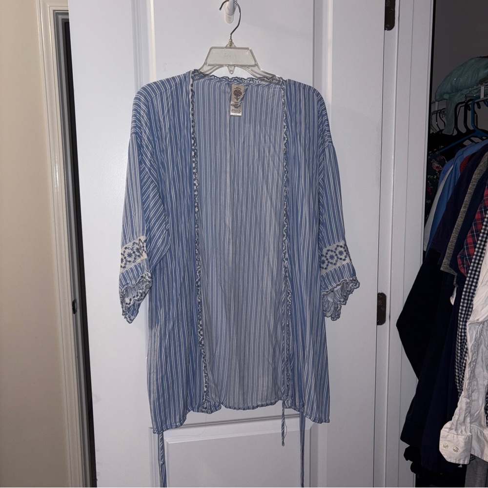 In Bloom Light Blue Striped Robe Size: M/L
